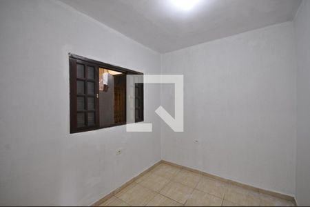Quarto 2 de casa para alugar com 2 quartos, 70m² em Vila Irmaos Arnoni, São Paulo