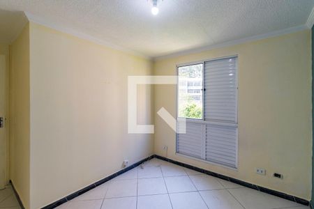 Quarto 1 de apartamento para alugar com 2 quartos, 49m² em Conjunto Promorar Raposo Tavares, São Paulo