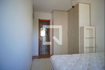 Suíte de apartamento para alugar com 2 quartos, 56m² em Jardim Carvalho, Porto Alegre