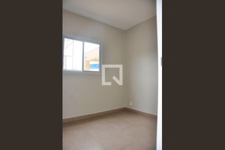 Quarto 1 de apartamento para alugar com 2 quartos, 38m² em Jardim Bandeirantes, São Paulo