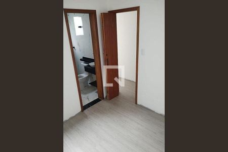 Casa à venda com 2 quartos, 61m² em Vila Camilópolis, Santo André