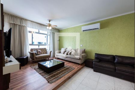 Apartamento para alugar com 3 quartos, 140m² em José Menino, Santos