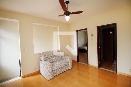 Sala de casa para alugar com 2 quartos, 58m² em Vila Kosmos, Rio de Janeiro