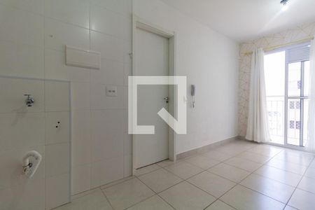 Sala/Cozinha de apartamento para alugar com 1 quarto, 34m² em Vila Penteado, São Paulo