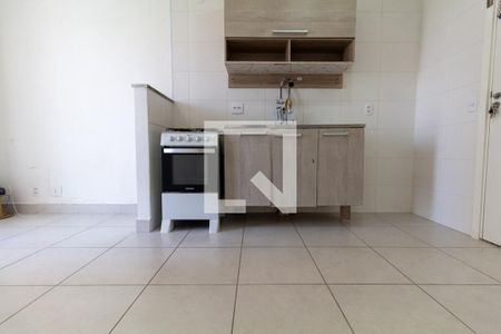 Sala/Cozinha de apartamento para alugar com 1 quarto, 34m² em Vila Penteado, São Paulo