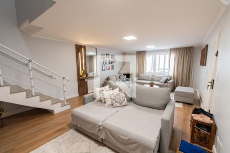 Sala de casa à venda com 4 quartos, 186m² em Cambuci, São Paulo