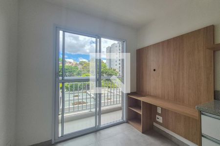 Sala e Cozinha de apartamento para alugar com 1 quarto, 25m² em Vila Butantã, São Paulo