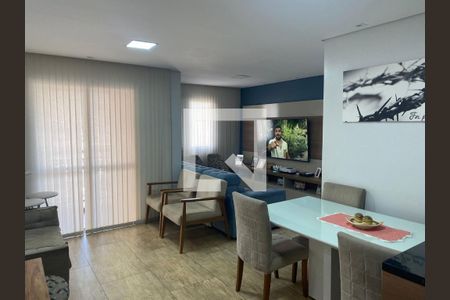Sala de apartamento à venda com 3 quartos, 70m² em Santo Antônio, Osasco