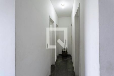 Corredor de apartamento à venda com 3 quartos, 69m² em Santa Amelia, Belo Horizonte