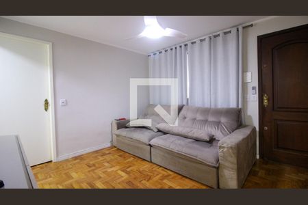 Sala de casa para alugar com 2 quartos, 130m² em Conjunto Habitacional Barreira Grande, São Paulo