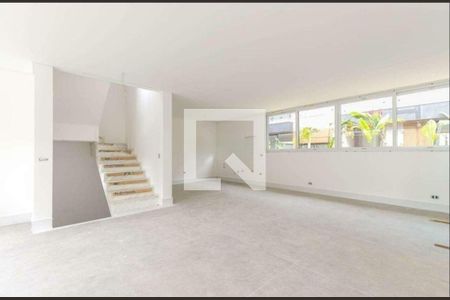 Casa de Condomínio à venda com 4 quartos, 436m² em Santo Amaro, São Paulo