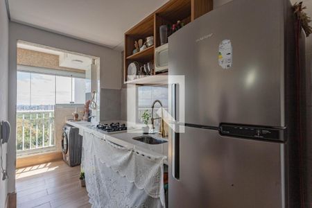 Cozinha e Área de Serviço de apartamento para alugar com 2 quartos, 56m² em Vila Moraes, São Paulo