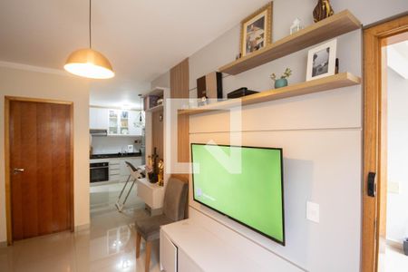 Sala de apartamento à venda com 2 quartos, 47m² em Vila Nivi, São Paulo