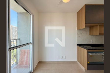 Sala  de apartamento para alugar com 1 quarto, 27m² em Campo Belo, São Paulo
