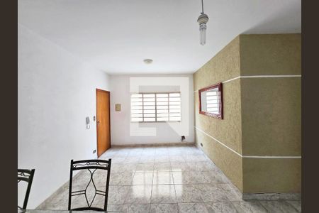 Sala  de apartamento à venda com 2 quartos, 67m² em Jardim Santa Mena, Guarulhos