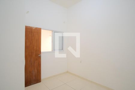 Quarto 2 de apartamento para alugar com 2 quartos, 35m² em Vila Esperança, São Paulo