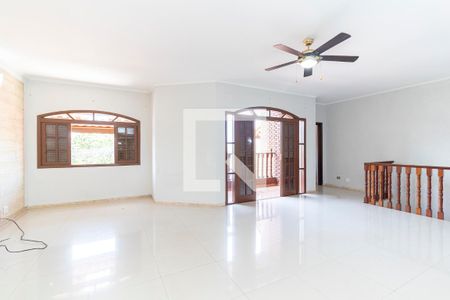 Sala de casa para alugar com 3 quartos, 130m² em Itaquera, São Paulo