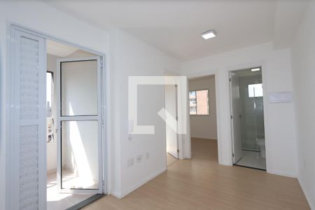 Sala/Cozinha de apartamento para alugar com 2 quartos, 31m² em Vila Ema, São Paulo