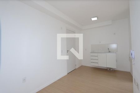 Sala/Cozinha de apartamento para alugar com 2 quartos, 31m² em Vila Ema, São Paulo