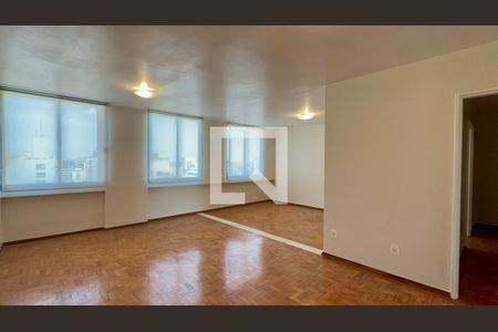 Sala de apartamento à venda com 2 quartos, 117m² em Cerqueira César, São Paulo