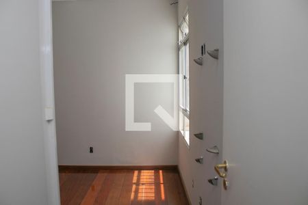 Quarto 1 de apartamento para alugar com 3 quartos, 94m² em Serra, Belo Horizonte