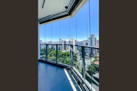 Varanda de kitnet/studio à venda com 1 quarto, 32m² em Paraíso, São Paulo