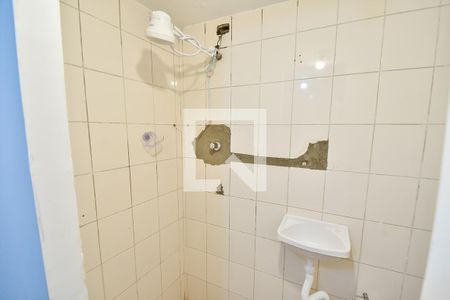 Banheiro de kitnet/studio para alugar com 1 quarto, 12m² em Ipiranga, São Paulo