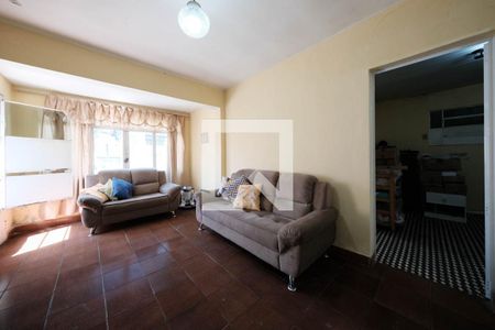 Sala de casa à venda com 6 quartos, 360m² em Cangaiba, São Paulo