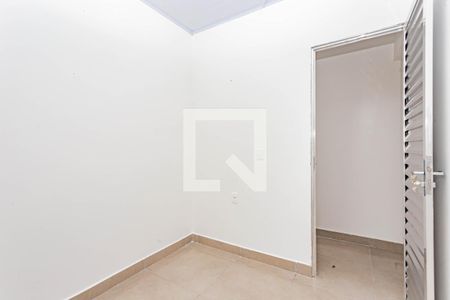 Quarto 1 de casa para alugar com 2 quartos, 40m² em Jardim Seckler, São Paulo