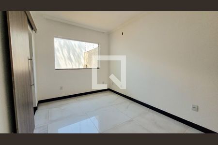 Casa à venda com 3 quartos, 180m² em São João Batista, Belo Horizonte