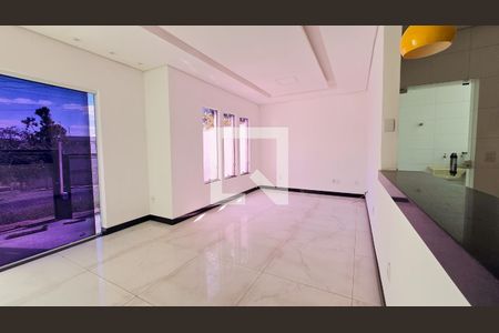 Casa à venda com 3 quartos, 180m² em São João Batista, Belo Horizonte