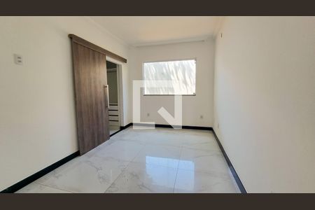 Casa à venda com 3 quartos, 180m² em São João Batista, Belo Horizonte