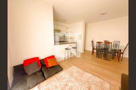 Sala de TV de apartamento para alugar com 2 quartos, 63m² em Itacorubi, Florianópolis