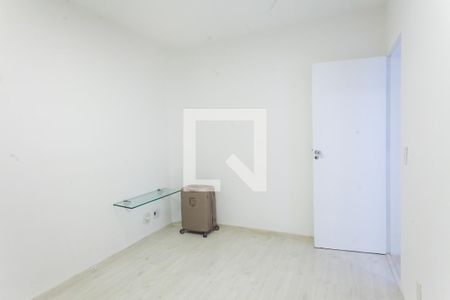 Quarto 1 de apartamento para alugar com 3 quartos, 78m² em Buritis, Belo Horizonte