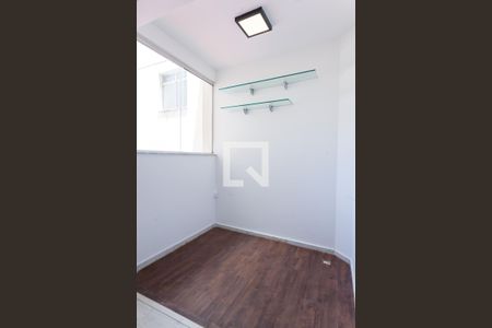 Sala de apartamento para alugar com 3 quartos, 78m² em Buritis, Belo Horizonte