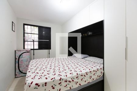 Quarto 1  de apartamento à venda com 2 quartos, 49m² em Conjunto Residencial José Bonifácio, São Paulo
