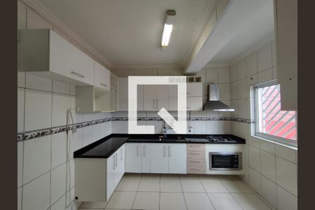 Casa à venda com 2 quartos, 168m² em Vila Moinho Velho, São Paulo