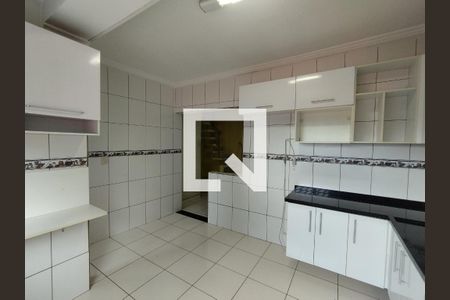 Casa à venda com 2 quartos, 168m² em Vila Moinho Velho, São Paulo