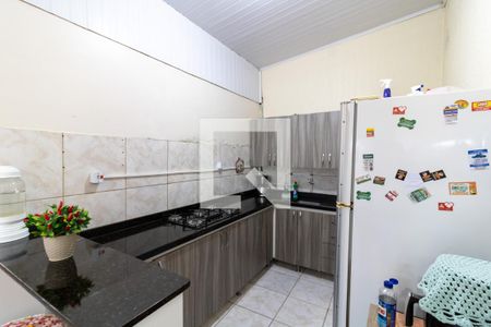 Cozinha de casa à venda com 3 quartos, 112m² em Campo Novo, Porto Alegre