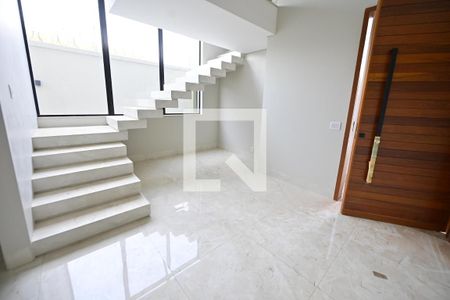 Casa para alugar com 3 quartos, 280m² em Setor Faicalville, Goiânia