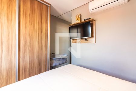 Suíte  de apartamento à venda com 2 quartos, 57m² em Vila Yara, Osasco