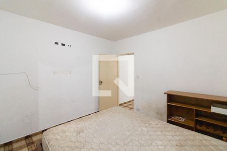 Quarto 2 de casa para alugar com 2 quartos, 100m² em Jardim São Jorge, São Paulo