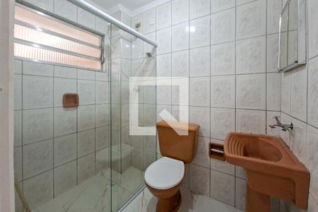 Banheiro Social de kitnet/studio para alugar com 0 quarto, 33m² em Boqueirão, Praia Grande