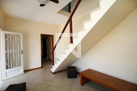 Sala de casa à venda com 5 quartos, 171m² em Irajá, Rio de Janeiro