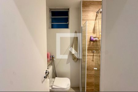 Banheiro  de apartamento à venda com 1 quarto, 41m² em Flamengo, Rio de Janeiro