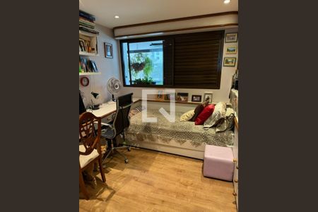 Apartamento à venda com 4 quartos, 210m² em Santa Cecilia, São Paulo