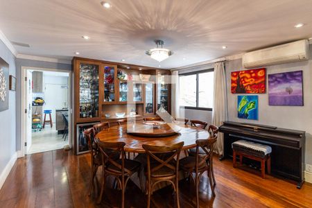 Sala de apartamento à venda com 4 quartos, 210m² em Santa Cecilia, São Paulo