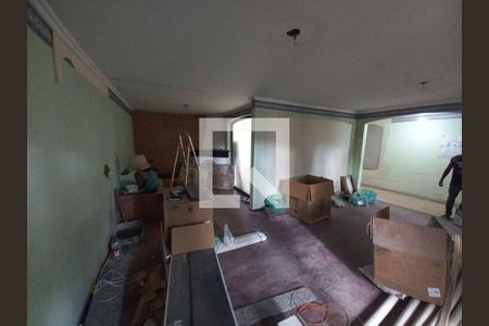 Casa à venda com 4 quartos, 280m² em Santo Amaro, São Paulo