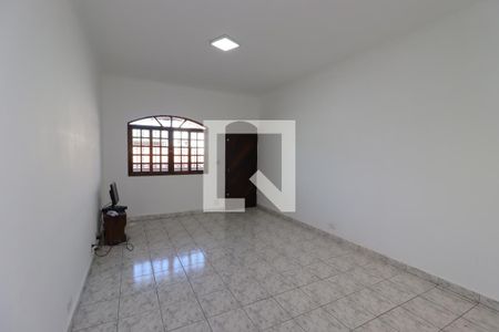Sala de TV de casa para alugar com 3 quartos, 266m² em Vila Guiomar, Santo André