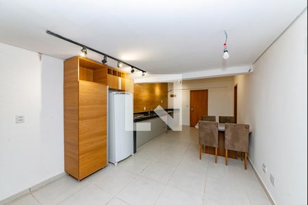 Cozinha de apartamento para alugar com 1 quarto, 70m² em Coração Eucarístico, Belo Horizonte